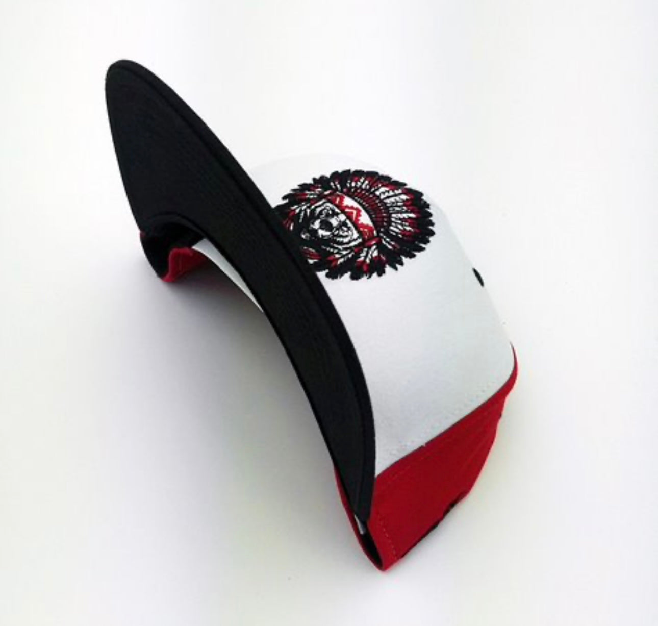 WAR Grizzly Red cap