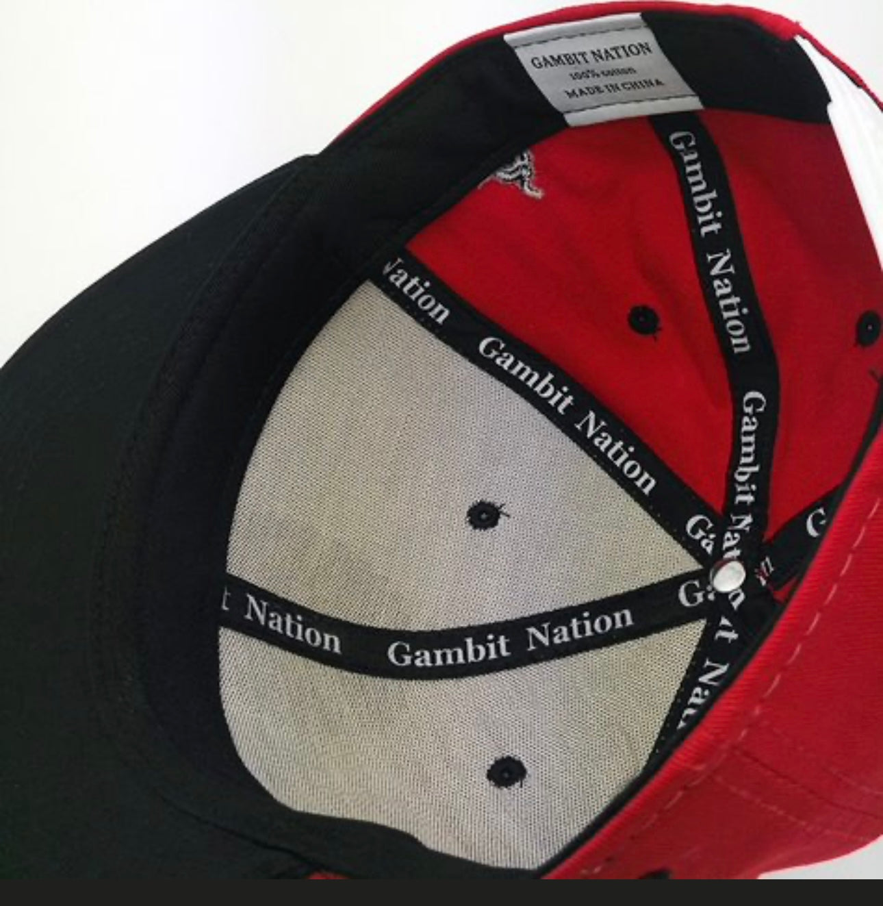 WAR Grizzly Red cap